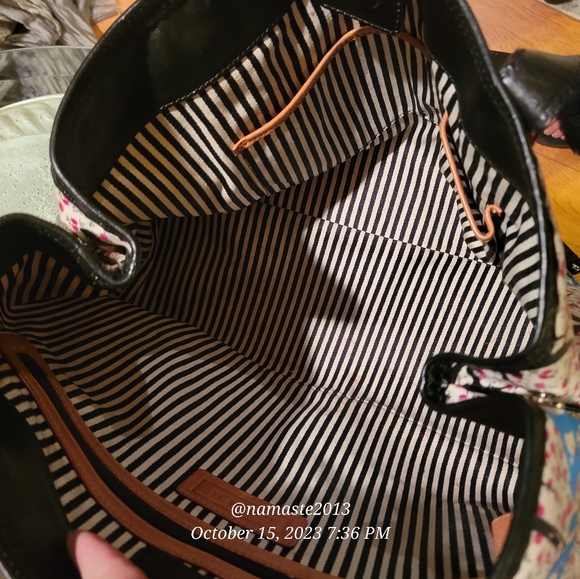 L.A.M.B. by Gwen Stefani Ditzy Graffiti Tote Luxury Designer Bag #594 - Picture 14 of 14